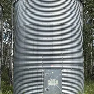 2400 Bushel Westeel-Rosco Grain Bin