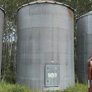2400 Bushel Westeel-Rosco Grain Bin