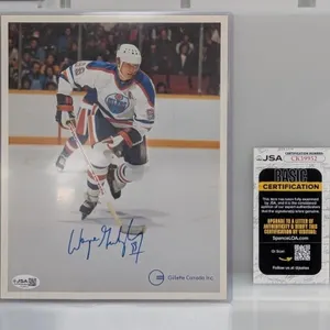 Wayne Gretzky Signed Photo JSA COA