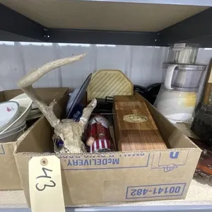 Deer Antlers - Foil Wrap - Bread Tin w/Lid
