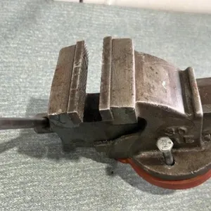 Small vise