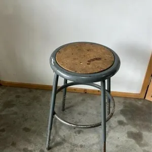 Vtg shop stool