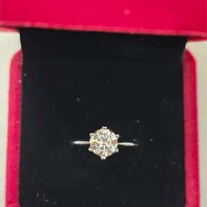 $950 App 1.00ct Engagmant Moissanite Ring Sz6 1/2