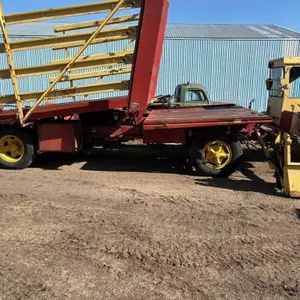 1980 NEW HOLLAND 1069 BALE WAGON