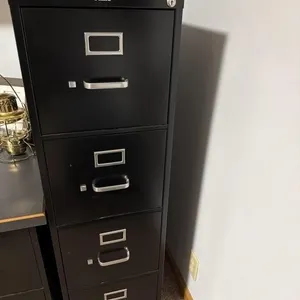 HON 4- Drawer File Cabinet 15x25x52 No Contents