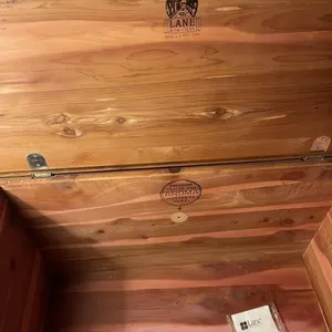Lane Cedar Chest with bottom draw