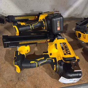 (2) Dewalt DCN920 20V XR Cordless Plastic Collated Framing Nailers, 21 degree and 30 degree