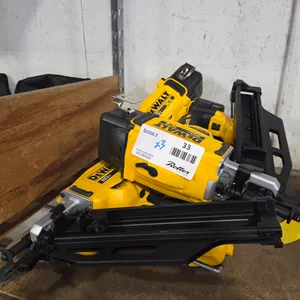 (3) Dewalt DCN920 Cordless 21° Plastic Collated Framing Nailers 20V