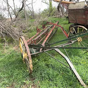 Case 4 bar steel wheel rake