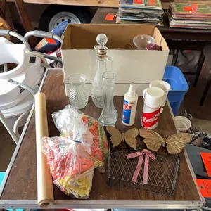 Box of Assorted Decor
