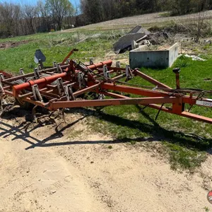 Wil-Rich Field Cultivator