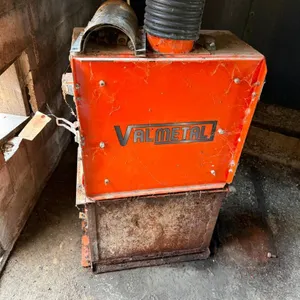 Val-Metal Hammer Mill
