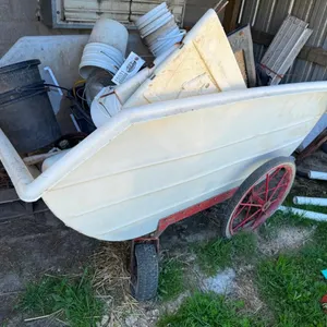 Poly Feed Cart with Content