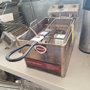 Wells Electric Deep Fryer with Baskets
