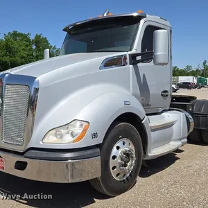 2016 Kenworth T680 semi truck