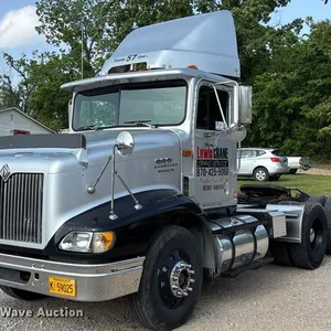 1998 International 9200  semi truck