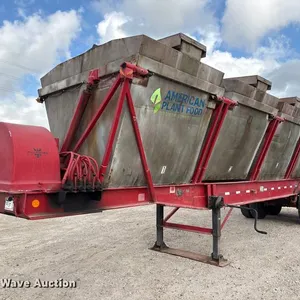 1967 Killebrew fertilizer delivery trailer