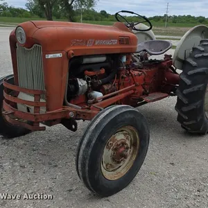 Ford 601 Workmaster tractor