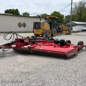 Bush Hog 2815 batwing rotary mower