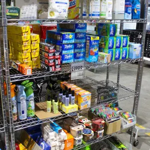 LARGE LOT OF ASSORTED INCLUDES ZIPLOCKS, CLEANING