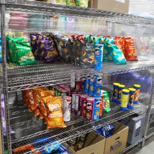 LARGE LOT OF ASSORTED CHIPS INCLUDES COMPLIMENTS