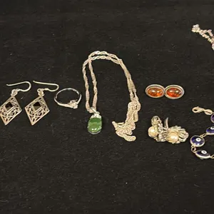 MISC JEWELRY (3.3G GOLD AND 33.2G SILVER CONTENT)