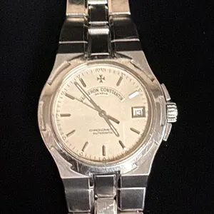 VACHERON CONSTANTIN MENS WRISTWATCH (OVERSEAS 42042 MODEL)