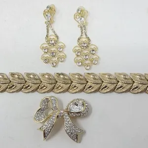 Vintage Gold Tone Trifari Bracelet