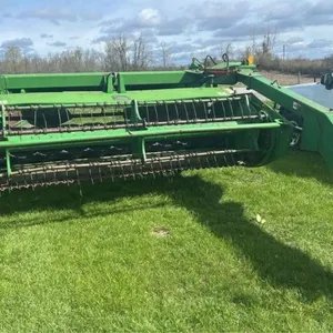 JD 820 MoCo haybine