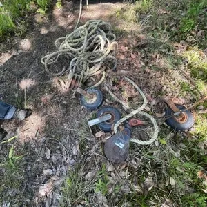Scaffolding wheels, snatch block, and rope pulley