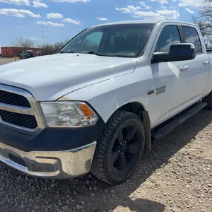 2016 Ram 1500 SLT Truck