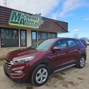 2017  Hyundai  TUCSON