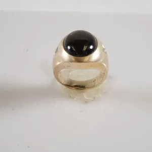 14k Yellow Gold Ring w/Brown Stone & (2) Diamonds