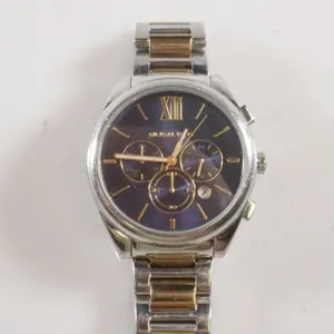 White Metal Michael Kors Watch w/White Metal Band