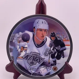1995 Bradford Exchange “The Great Gretzky” Wayne Gretzky Collector Plate