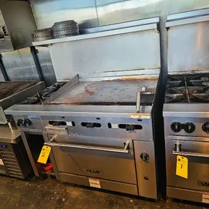 Vulcan 48" Gas Range 2-Burner w/ 36" Griddle
