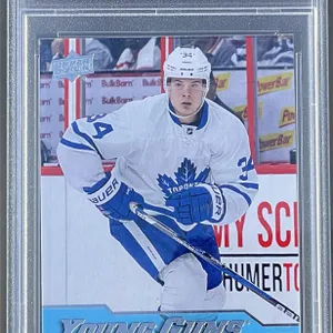 2016-17 Upper Deck Auston Matthews #201 - PSA 9 MINT Young Guns Rookie Card!