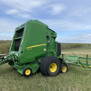 2018 JOHN DEERE 560M Round Baler w/ JD A520R Bale Accumulator, Twine & Netwrap