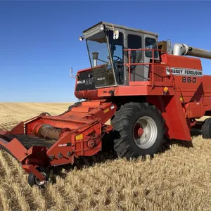 1982 MASSEY FERGUSON 860 Combine w/ 12 Ft. Melroe 388 Pickup, 2,350 Hours