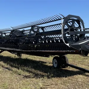 2017 MACDON FD75-D Flex Draper Header w/ 40 Ft. Split Pickup Reel, 1 Owner
