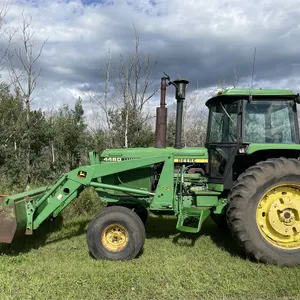 1983 JOHN DEERE 4450 2WD Tractor w/ JD 725 FEL, 7 Ft. Bucket & Bale Spear