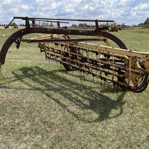NEW HOLLAND 56 Side Delivery Hay Rake, 5.00-15 Tires