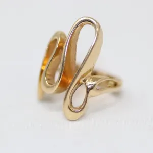 Unmarked Gold (?) Ring