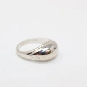14K White Gold Ring