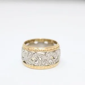 14K Gold Filigree Band