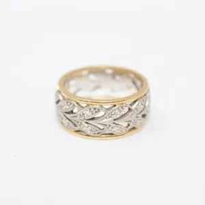 14K Gold Filigree Band