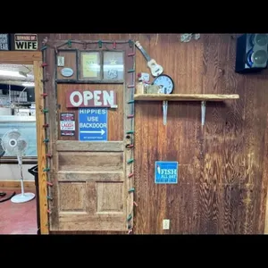 Rustic Door and Decor