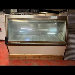 Master-Bilt Products Display Case