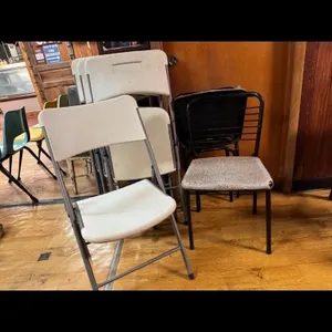 Folding Chairs & Metal Frame Chairs