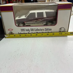 1995 Indy 500 diecast car
